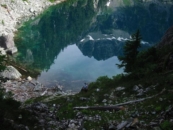 reflectioninlovelake.jpg